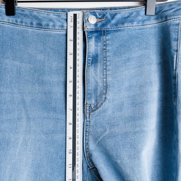 We the Free Flare Jeans Womens 28 Float On Pant Love Letters Bell Bottoms Fray - Picture 8 of 12